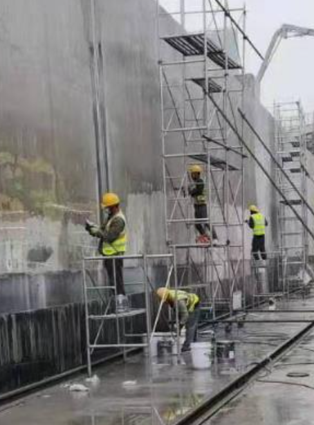 巫山球场翻新地面是一个涉及